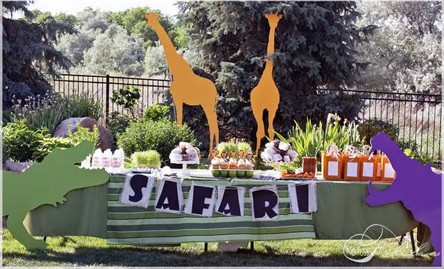 Festa infantil, tema safari.