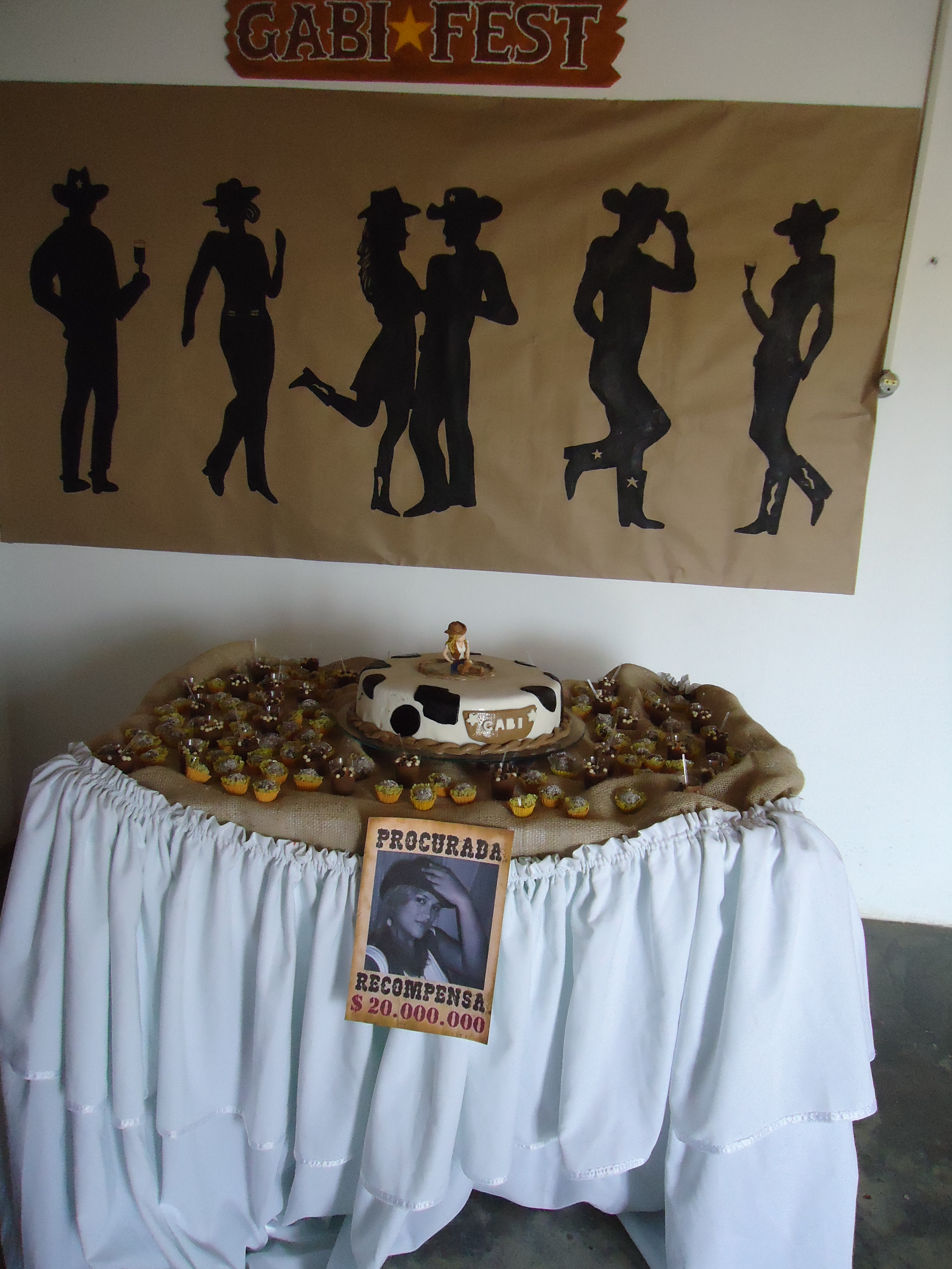 Vovó apresenta a festa da Gabriela, tema country | Segredos da Vovó