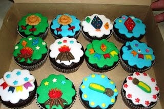 Festa junina, cupcake decorados.