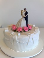 Escolhendo o bolo do casamento