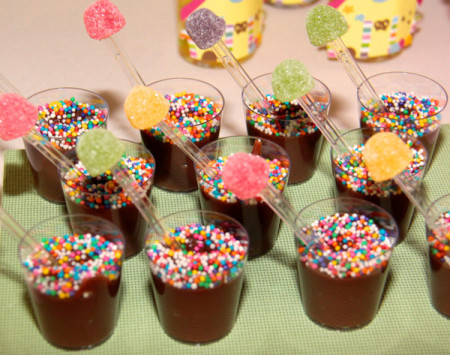 Cardápio e decoração para uma festa infantil