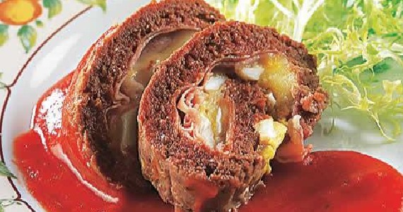 Bolo de carne servindo 50 convidados