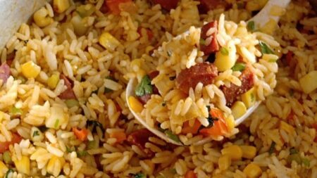 Arroz com calabresa servindo 20 pessoas